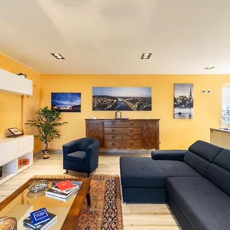Skyline Penthouse - Terrazzo Panoramico & Metro 5min Milan