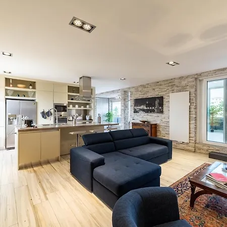 Apartment Skyline Penthouse - Terrazzo Panoramico & Metro 5min