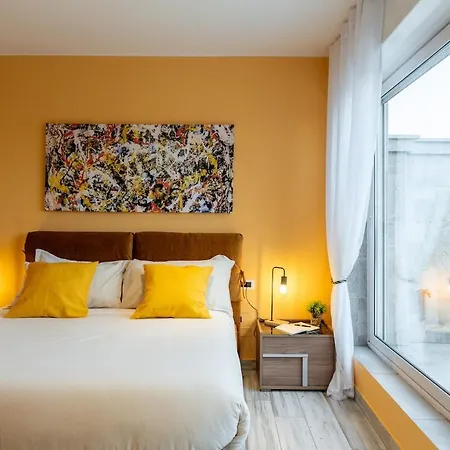 Skyline Penthouse - Terrazzo Panoramico & Metro 5min Milan